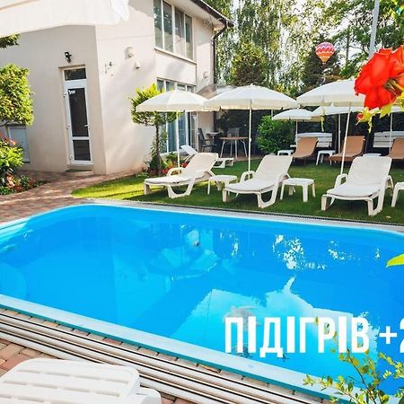 Guest House Butterfly Wing Odesa Exterior foto
