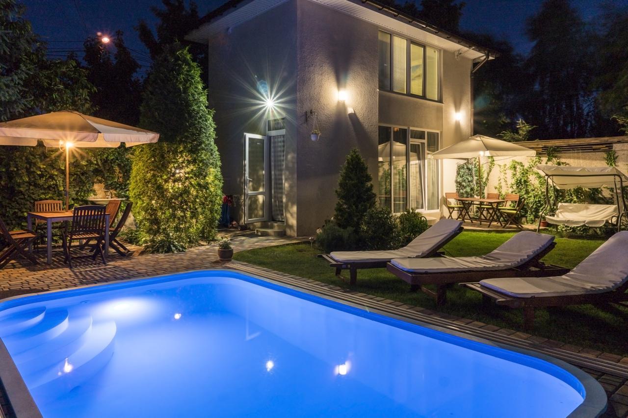 Guest House Butterfly Wing Odesa Exterior foto